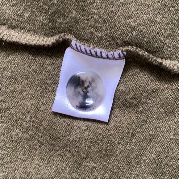 Light button up jacket - Picture 9 of 10